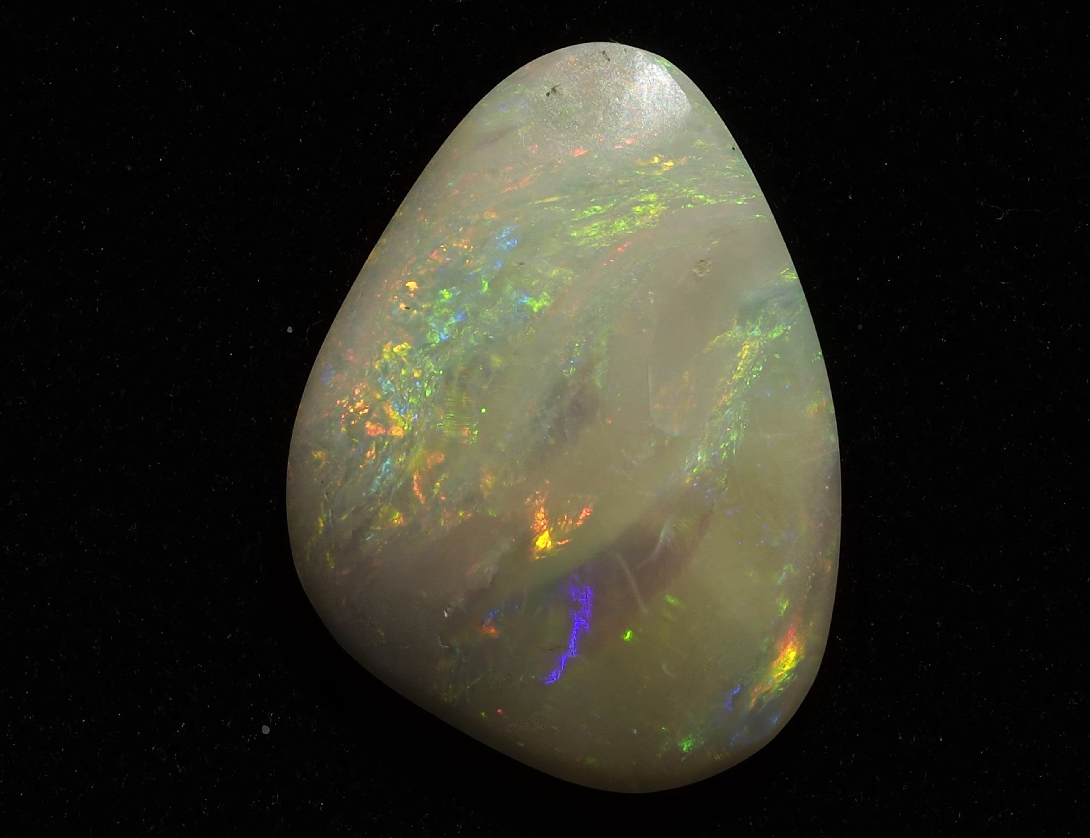 rainbow river lightning ridge seem opal-16.35ct, 27.9x21.3x5mm